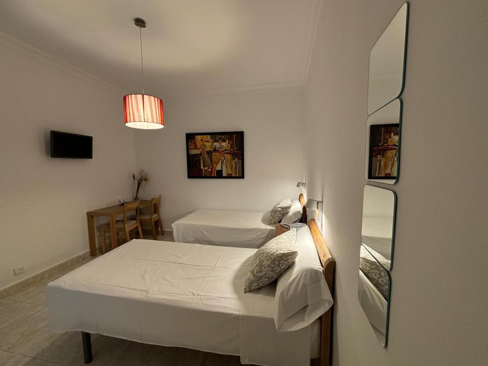 Hostal Barrera Madrid Exteriér fotografie